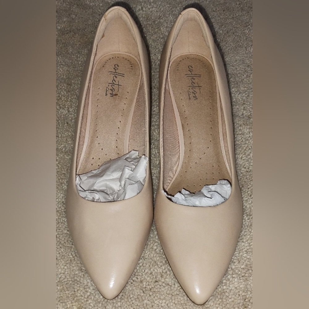 Clarks Linvale Jerica 10W. Blush Leather Pumps. New Without Box